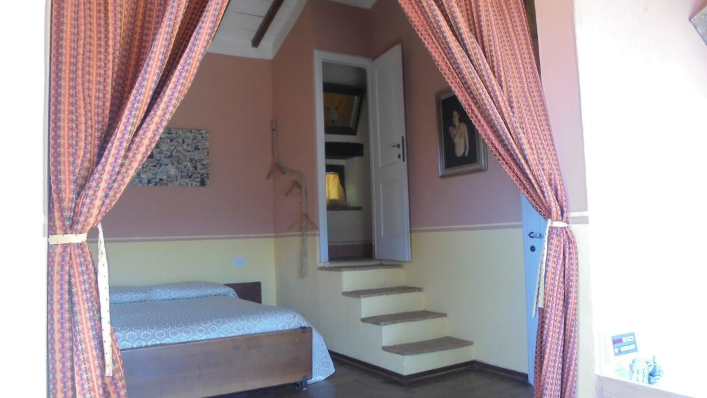 La Casina Di Giannetto Guest House Seggiano Room photo