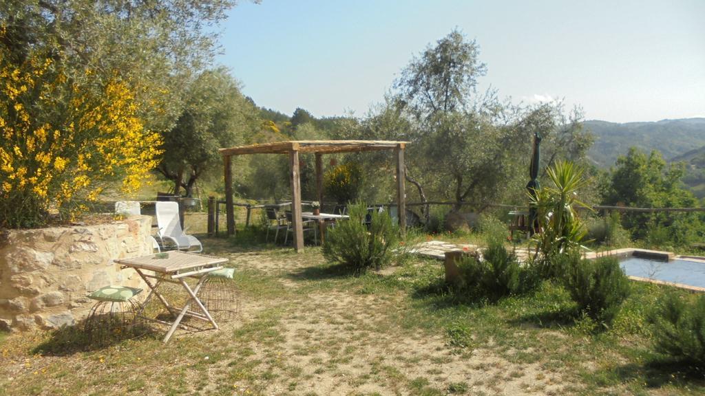 La Casina Di Giannetto Guest House Seggiano Exterior photo